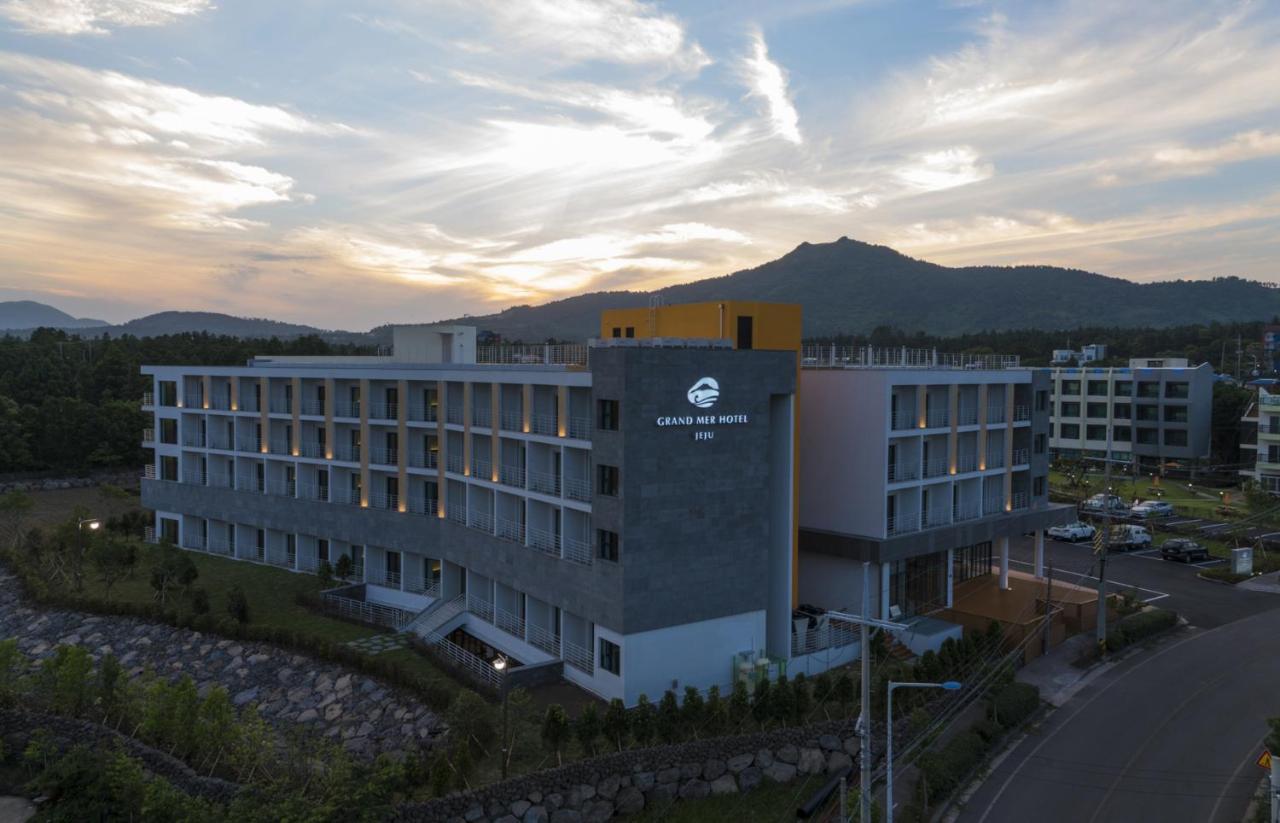 Grand Mer Hotel Seogwipo Ocean Exterior photo